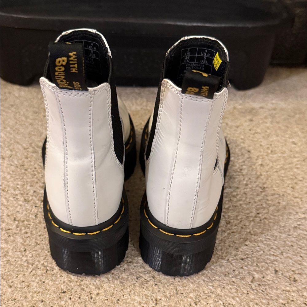Dr. Martens White Ankle Boots with Black Soles Size EU 36 - Picture 3 of 6